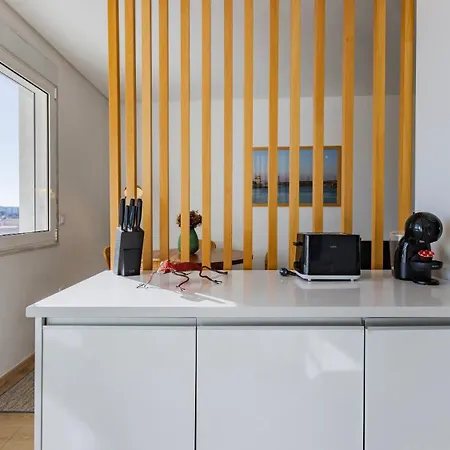 Tagus Bridge View 2bdr By Lovelystay Апартаменти Лісабон