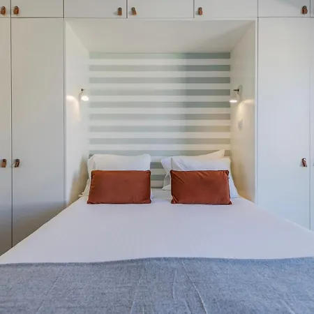 Tagus Bridge View 2bdr By Lovelystay Апартаменти Лісабон