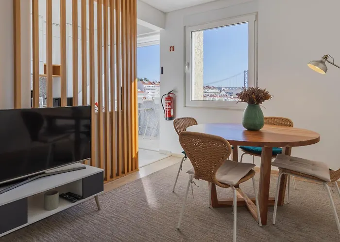 Tagus Bridge View 2bdr By Lovelystay * Lisboa