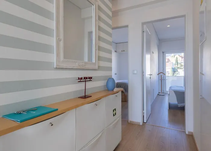 Tagus Bridge View 2bdr By Lovelystay Lisboa