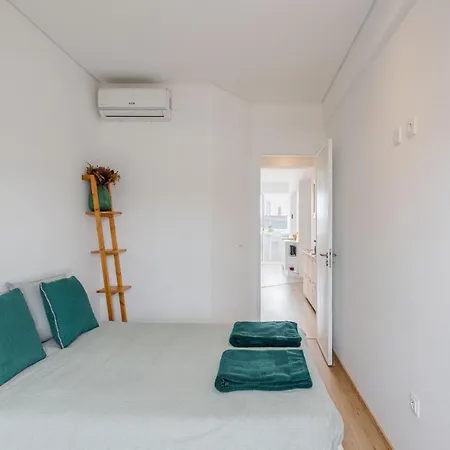 Tagus Bridge View 2bdr By Lovelystay Apartman *